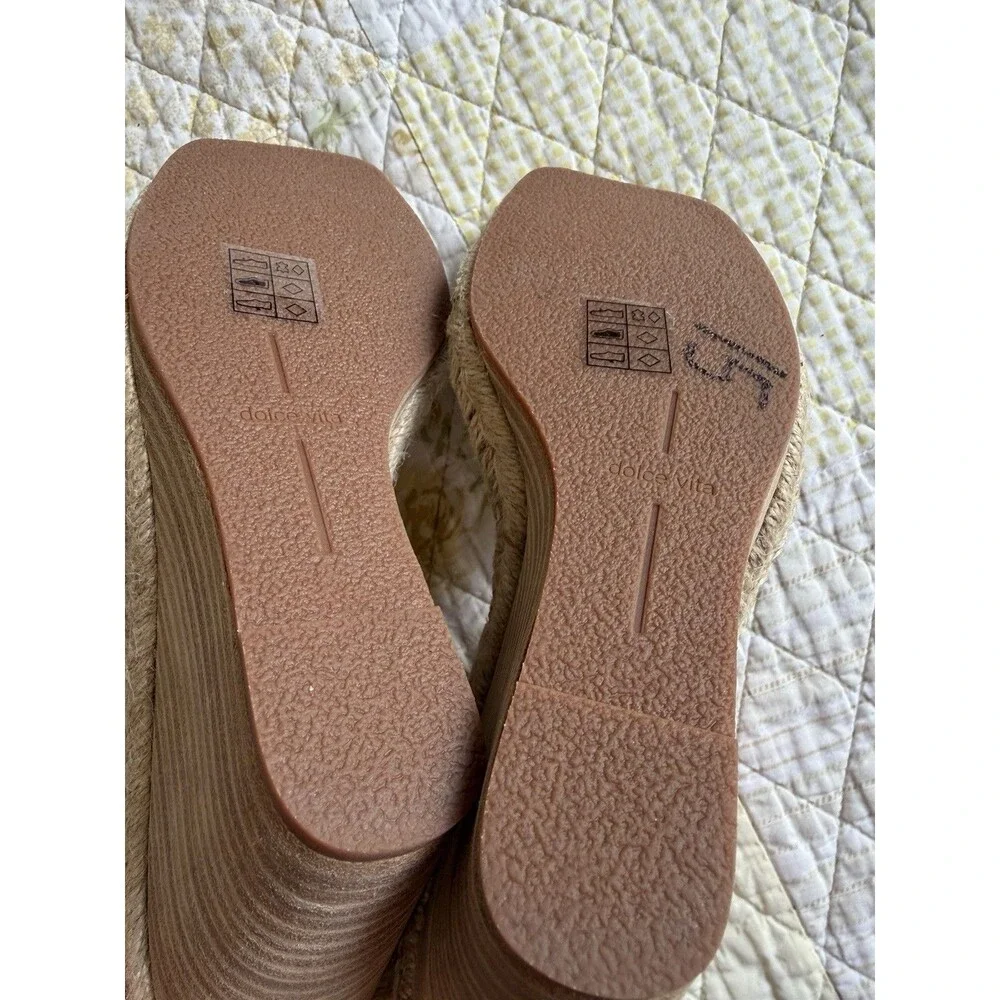 Dolce Vita Women’s Two Tone Wedge Sandals Size 11 NWOT Summer Casual Wedges